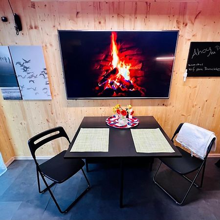 Tiny House Baraczek Brno-Jundrov, Ulice Veslarska Apartment Luaran gambar