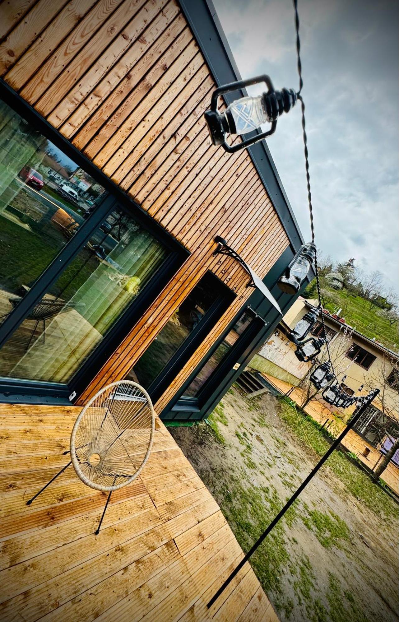 Tiny House Baraczek Brno-Jundrov, Ulice Veslarska Apartment Luaran gambar