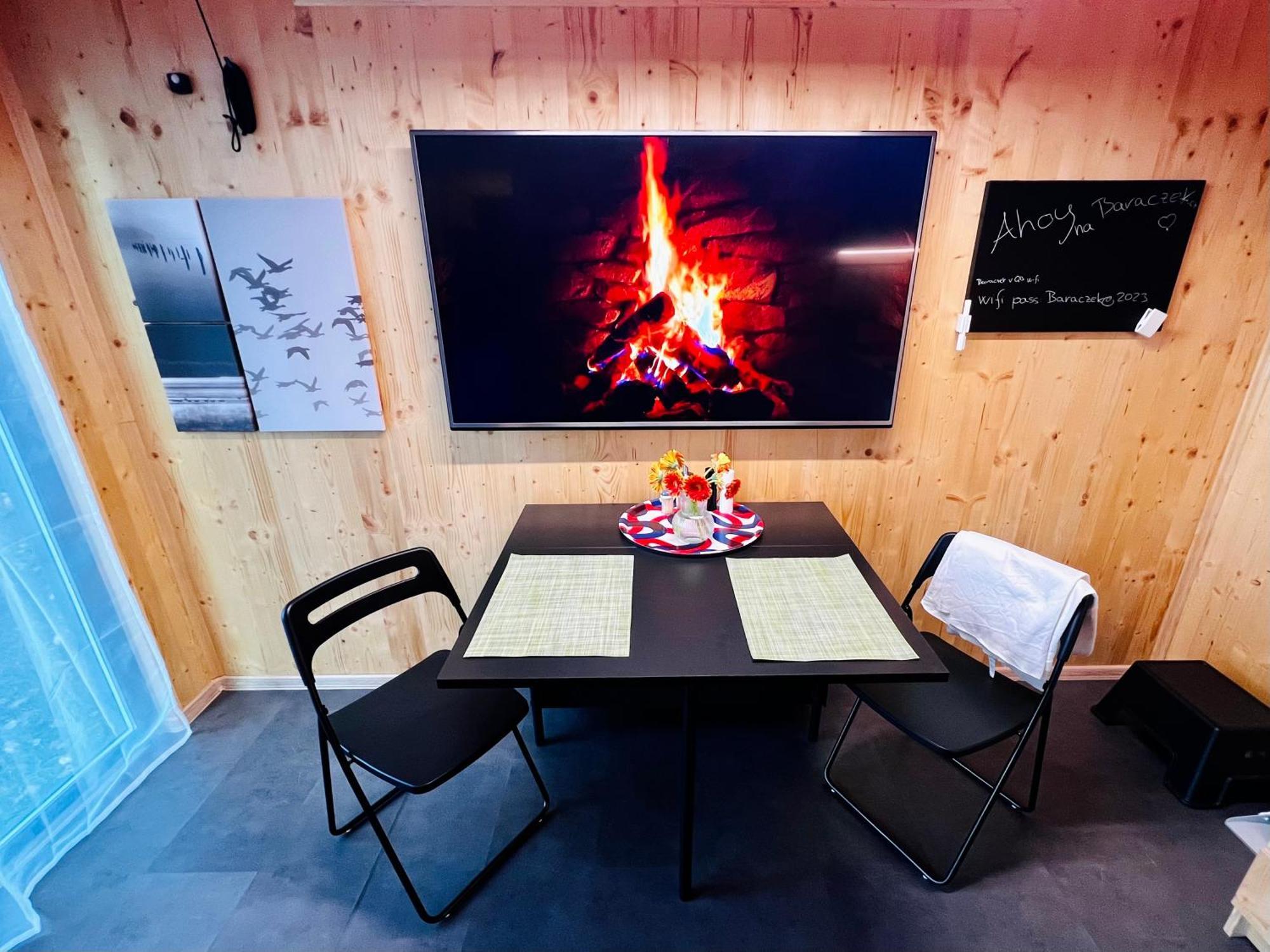 Tiny House Baraczek Brno-Jundrov, Ulice Veslarska Apartment Luaran gambar